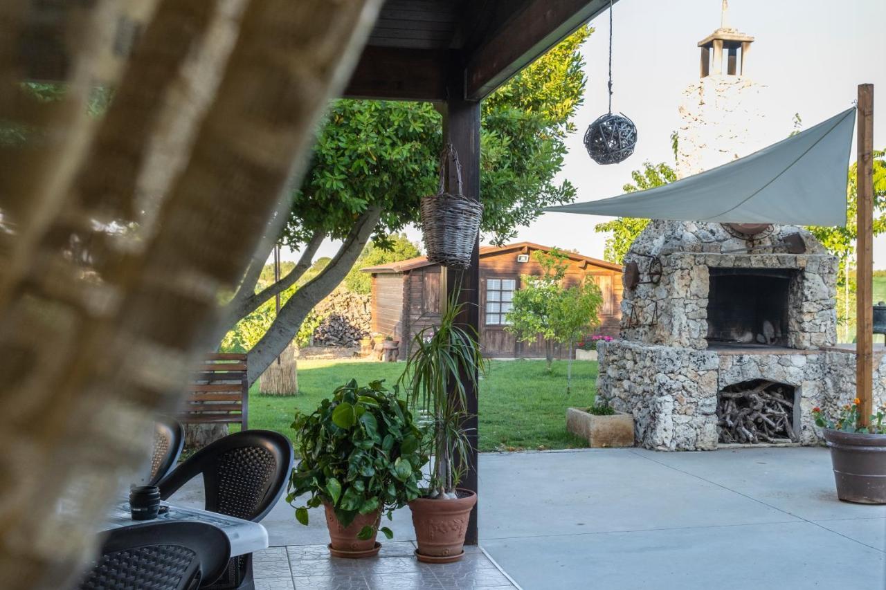 A Lu Fanizza Bed and Breakfast Cutrofiano Buitenkant foto