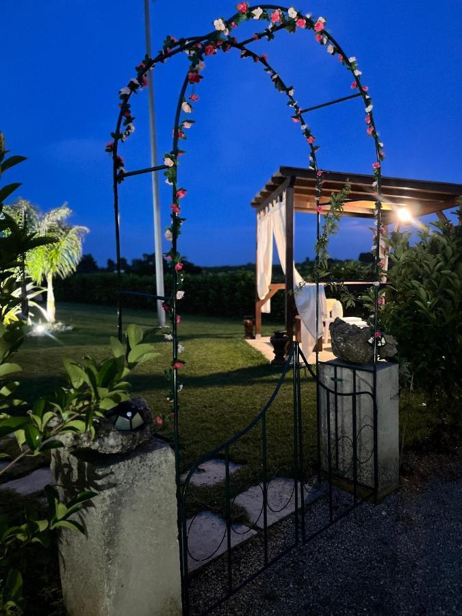 A Lu Fanizza Bed and Breakfast Cutrofiano Buitenkant foto